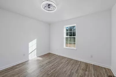 612 Giles St, Troup, TX 75789 - Photo 14