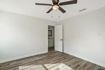 608 Giles St, Troup, TX 75789 - Photo 12