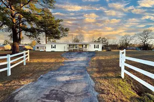 15995 Neches Pkwy, Tyler, TX 75704 - Photo 2