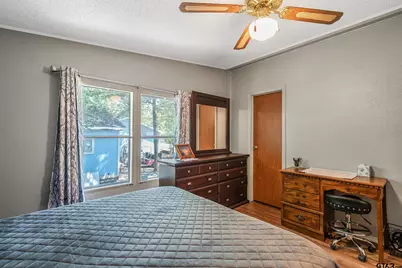 110 W Sycamore Lane, Murchison, TX 75778 - Photo 20