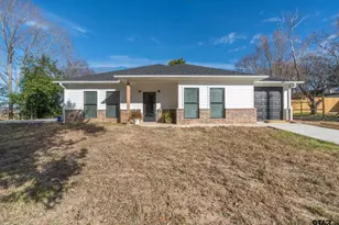 413 Stewart, Lindale, TX 75771 - Photo 1