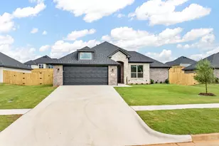 232 August Dr, Bullard, TX 75757 - Photo 2