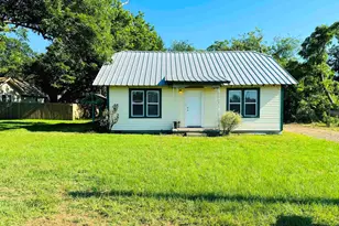 407 W Carnegie, Winnsboro, TX 75494 - Photo 1
