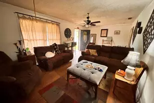 1003 Tyler, Jacksonville, TX 75766 - Photo 10