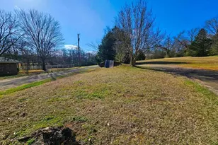 517 An County Rd 147, Palestine, TX 75801 - Photo 34