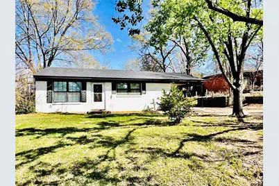 1919 Bradshaw, Tyler, TX 75702 - Photo 2