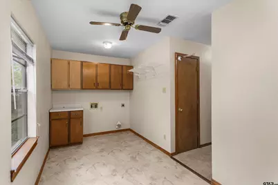 2103 Crestwood Drive, Tyler, TX 75701 - Photo 18