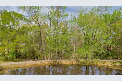 2864 S Robertson, Tyler, TX 75701 - Photo 2