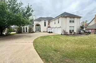 1713 Lakeshore Dr, Jacksonville, TX 75766 - Photo 2