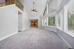 203 Lakewood Cir, Holly Lake Ranch, TX 75765 - Photo 6