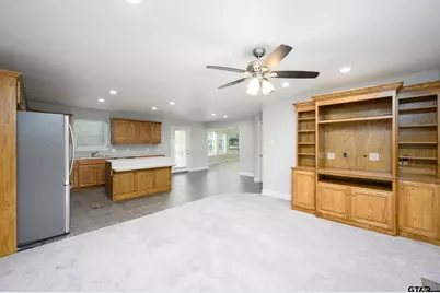 203 Lakewood Circle, Holly Lake Ranch, TX 75765 - Photo 14