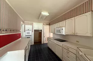 325 W 4th St, Tyler, TX 75701 - Photo 12