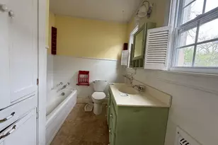 325 W 4th St, Tyler, TX 75701 - Photo 18