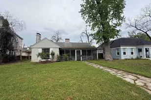 325 W 4th St, Tyler, TX 75701 - Photo 1