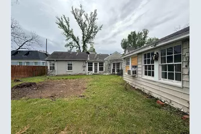 325 W 4th St, Tyler, TX 75701 - Photo 40