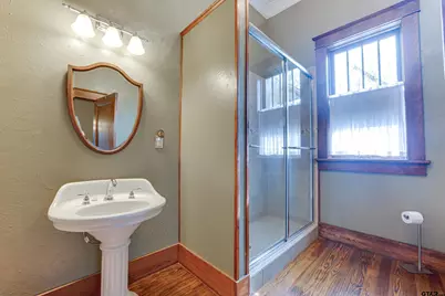 210 W Elm St, Winnsboro, TX 75494 - Photo 24