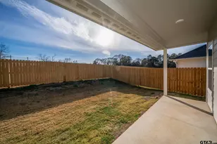 390 Alexander St, Kilgore, TX 75662 - Photo 32