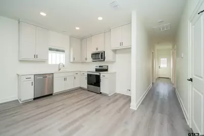 390 Alexander Street, Kilgore, TX 75662 - Photo 10