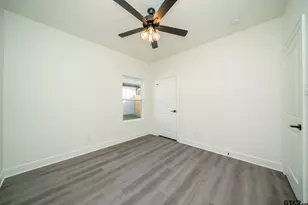 390 Alexander St, Kilgore, TX 75662 - Photo 30