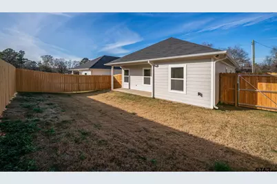 390 Alexander Street, Kilgore, TX 75662 - Photo 34