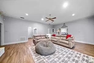 1261 Luann Ln, Tyler, TX 75703 - Photo 4