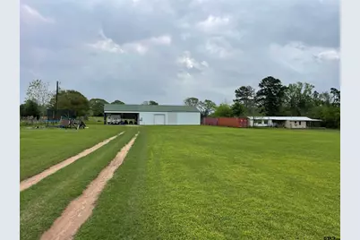 677 S Chandler, Rusk, TX 75785 - Photo 2