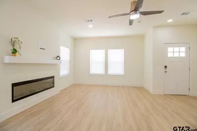 525 N Washington, Grand Saline, TX 75140 - Photo 4