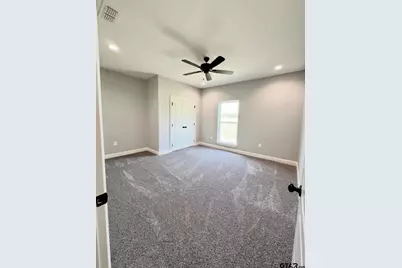 349 Brooks Dr, Gladewater, TX 75647 - Photo 22