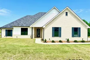 349 Brooks Dr, Gladewater, TX 75647 - Photo 4