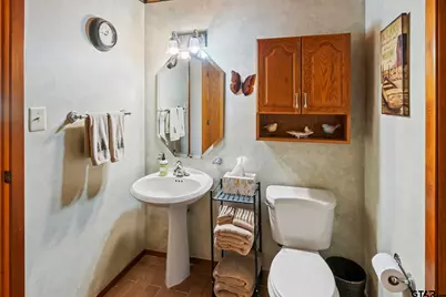 156 Spring Lake Knl, Holly Lake Ranch, TX 75765 - Photo 24