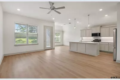 2245 Dogwood Park Blvd, Tyler, TX 75707 - Photo 10