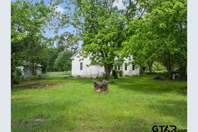 529 E Fm 323, Palestine, TX 75801 - Photo 6