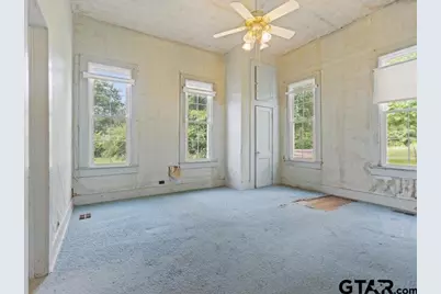 529 E Fm 323, Palestine, TX 75801 - Photo 26