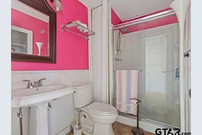 529 E Fm 323, Palestine, TX 75801 - Photo 20