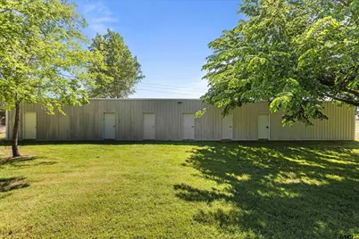 314 E Pennsylvania Ave, Van, TX 75790 - Photo 4