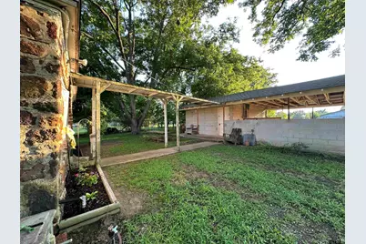 1706 Cr 2420, Pickton, TX 75471 - Photo 4