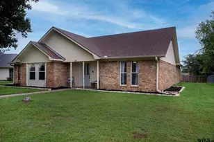 144 Hollie Cir, Sulphur Springs, TX 75482 - Photo 2