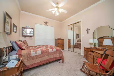 2215 Homestead, Tyler, TX 75701 - Photo 18