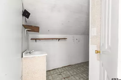 210 S Adams, Tyler, TX 75702 - Photo 22