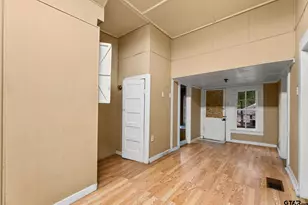 210 S Adams, Tyler, TX 75702 - Photo 10