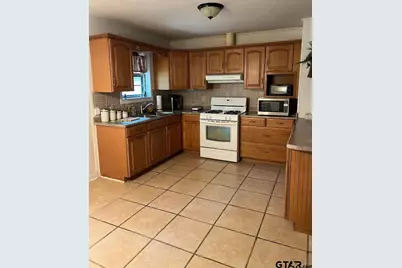 320 Bowers St, Lindale, TX 75771 - Photo 16