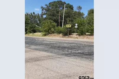 1021 Gilmer St, Winnsboro, TX 75494 - Photo 2