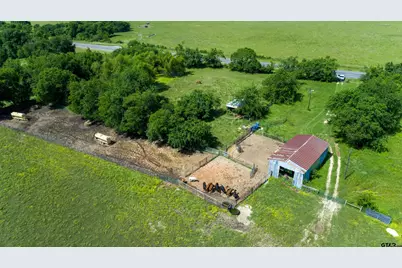 2729 Tx 37, Mt Vernon, TX 75457 - Photo 2