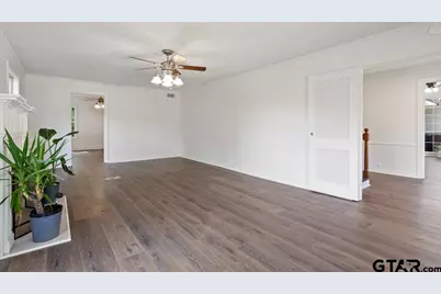 519 W Buchanan, Mineola, TX 75773 - Photo 6