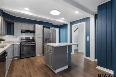 519 W Buchanan, Mineola, TX 75773 - Photo 10