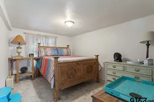 519 W Buchanan, Mineola, TX 75773 - Photo 38