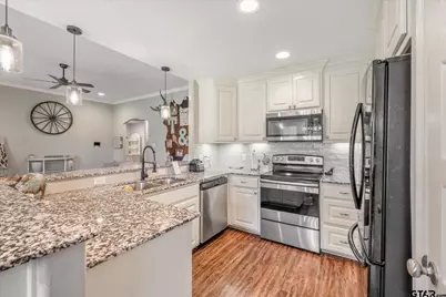 526 W Kingsway Dr, Overton, TX 75684 - Photo 10