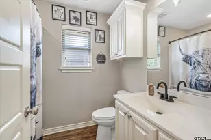 526 W Kingsway Dr, Overton, TX 75684 - Photo 18