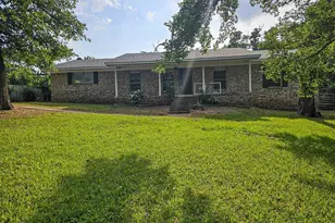 105 Glenwood Dr, Palestine, TX 75801 - Photo 10