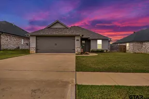 1802 Forestdale Blvd, Whitehouse, TX 75791 - Photo 2